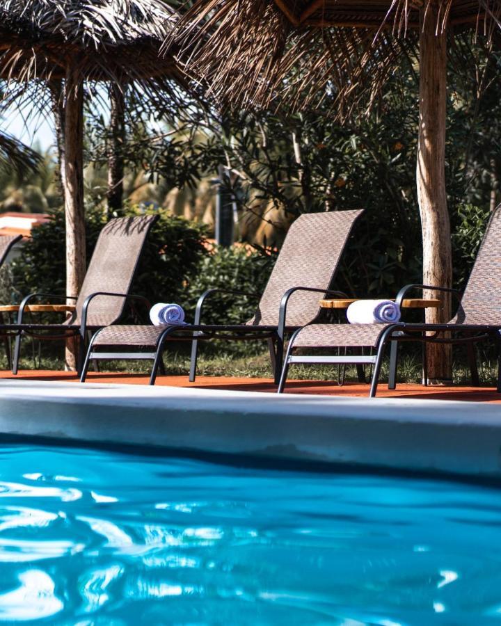 Hotel La Isla Паррита Экстерьер фото